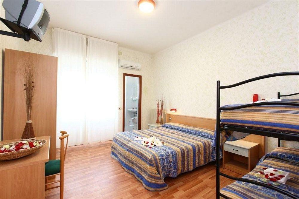 Hotel Miramare Marotta Luaran gambar