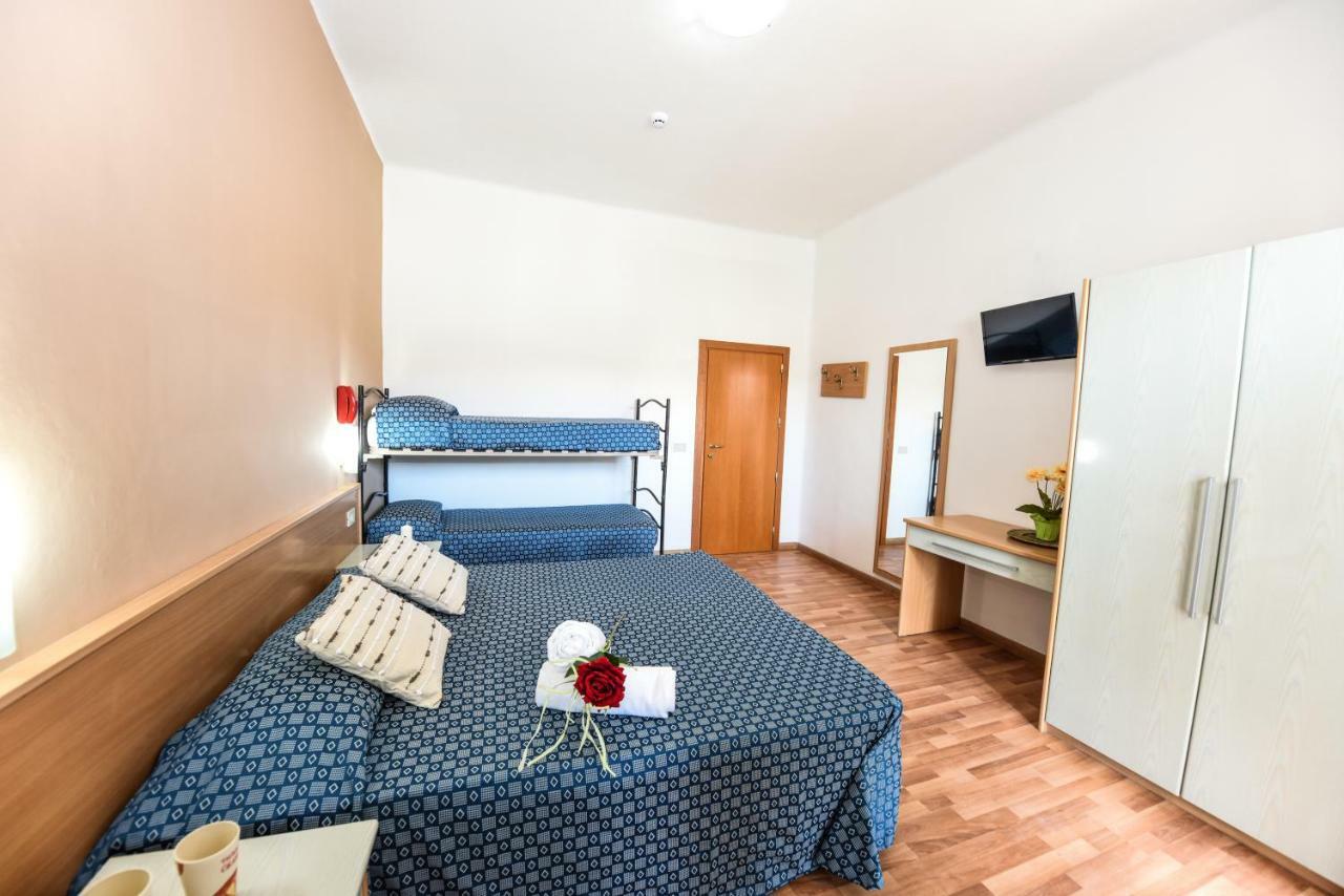 Hotel Miramare Marotta Luaran gambar